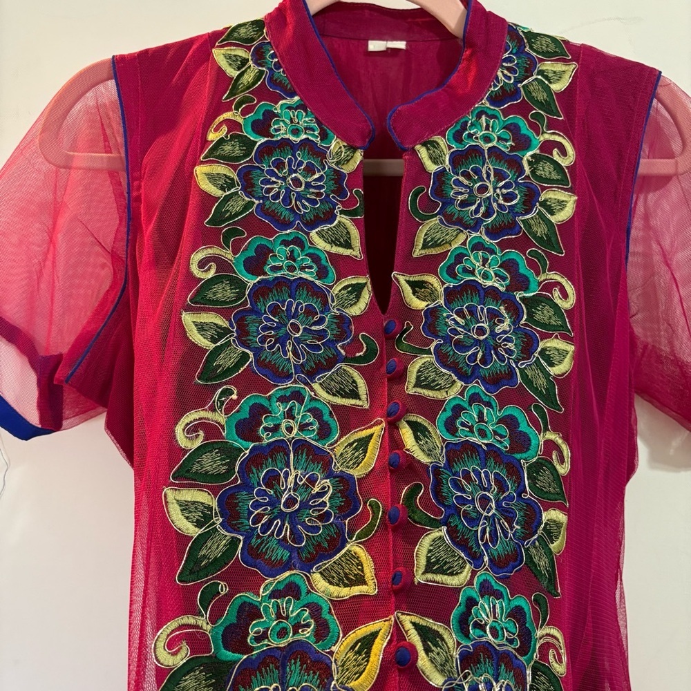 Magenta Embroidered Anarkali Gown Handmade Lined Tulle Outer Layer Indian Sz M - Picture 12 of 15